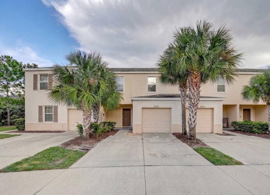 Property photo for 9904 HOUND CHASE DRIVE, Gibsonton, FL