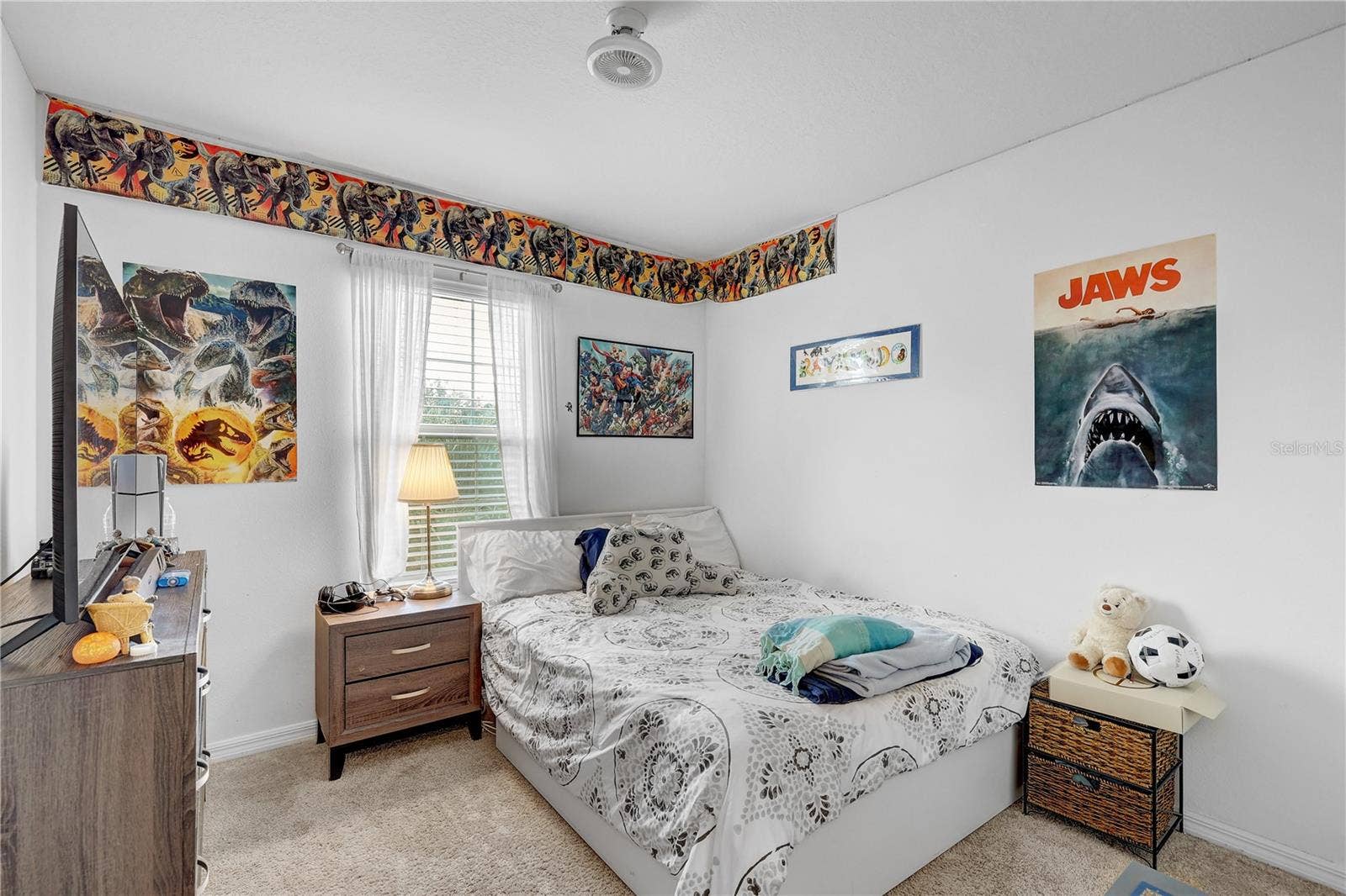 9904 HOUND CHASE DRIVE, Gibsonton, FL 33534 9904 HOUND CHASE DRIVE, Gibsonton, FL 33534