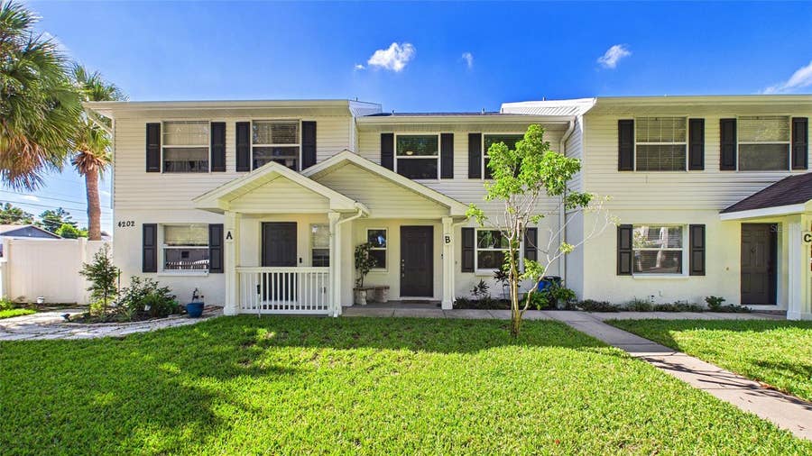 Property photo for 4202 W NORTH B STREET, #B, Tampa, FL