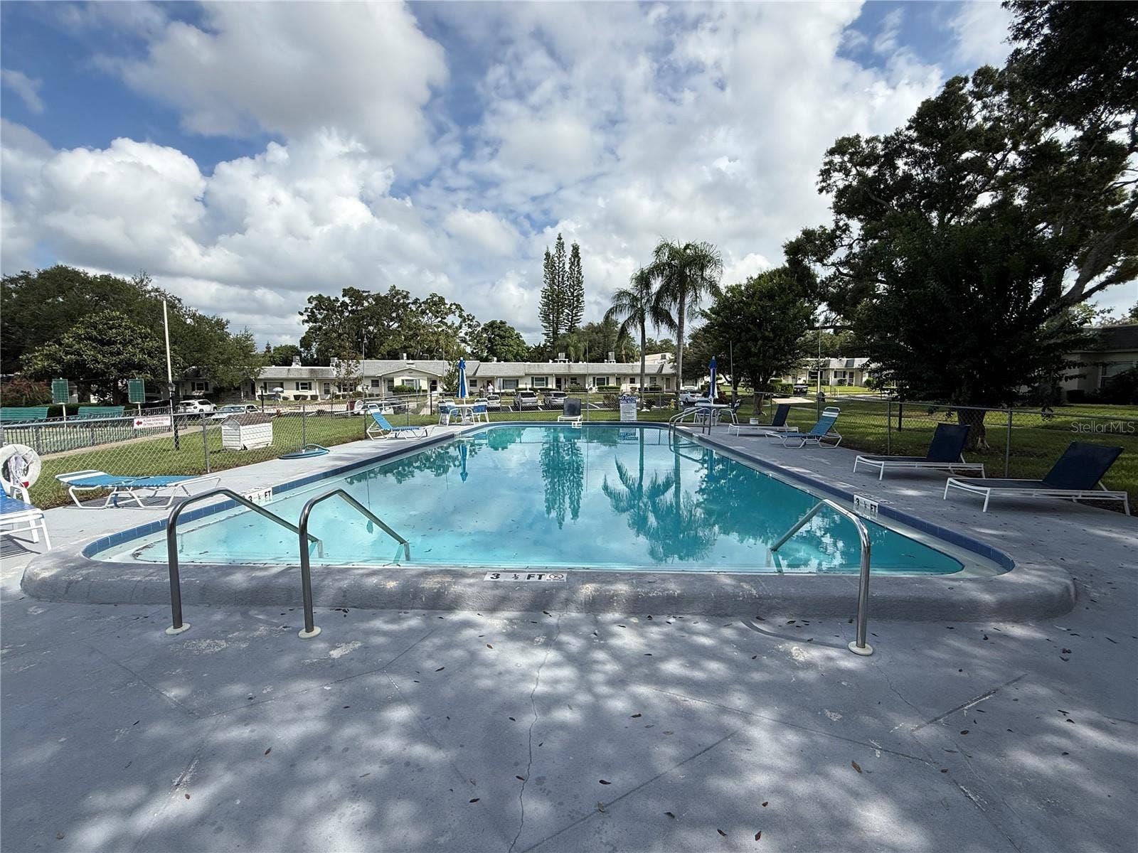 1411 NORMANDY PARK DRIVE, #4, Clearwater, FL 33756 1411 NORMANDY PARK DRIVE, #4, Clearwater, FL 33756