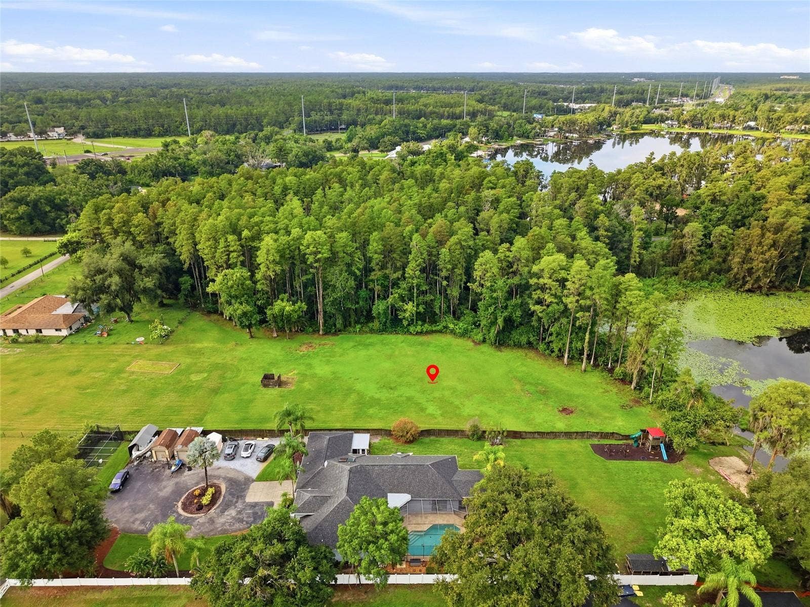 No HOA, No CDD, Private lakefront property