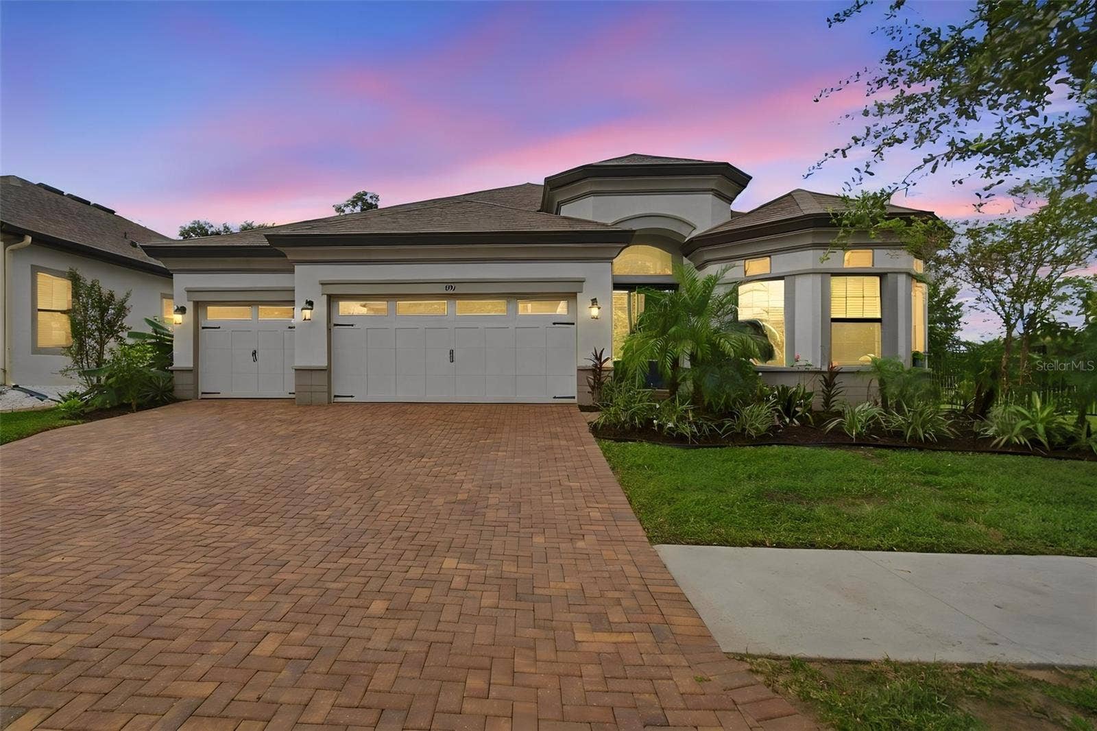 901 GRAND CRESTA AVENUE, Brandon, FL 33511