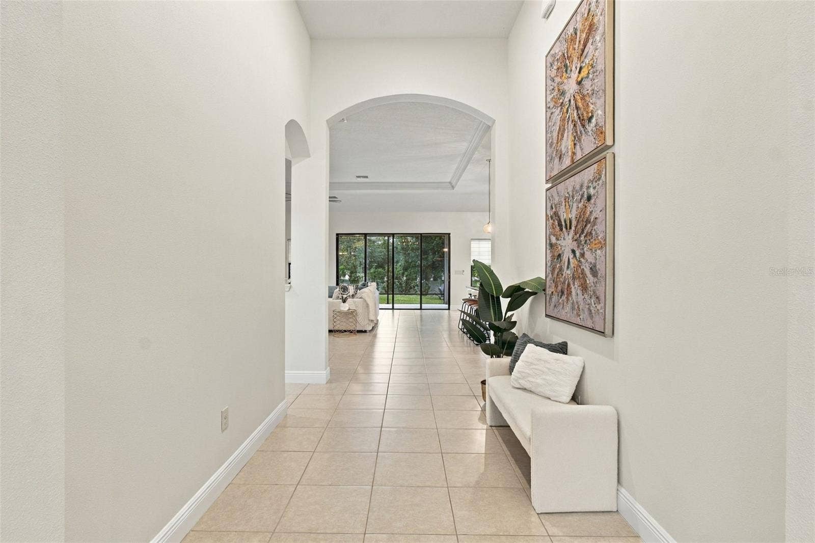 901 GRAND CRESTA AVENUE, Brandon, FL 33511