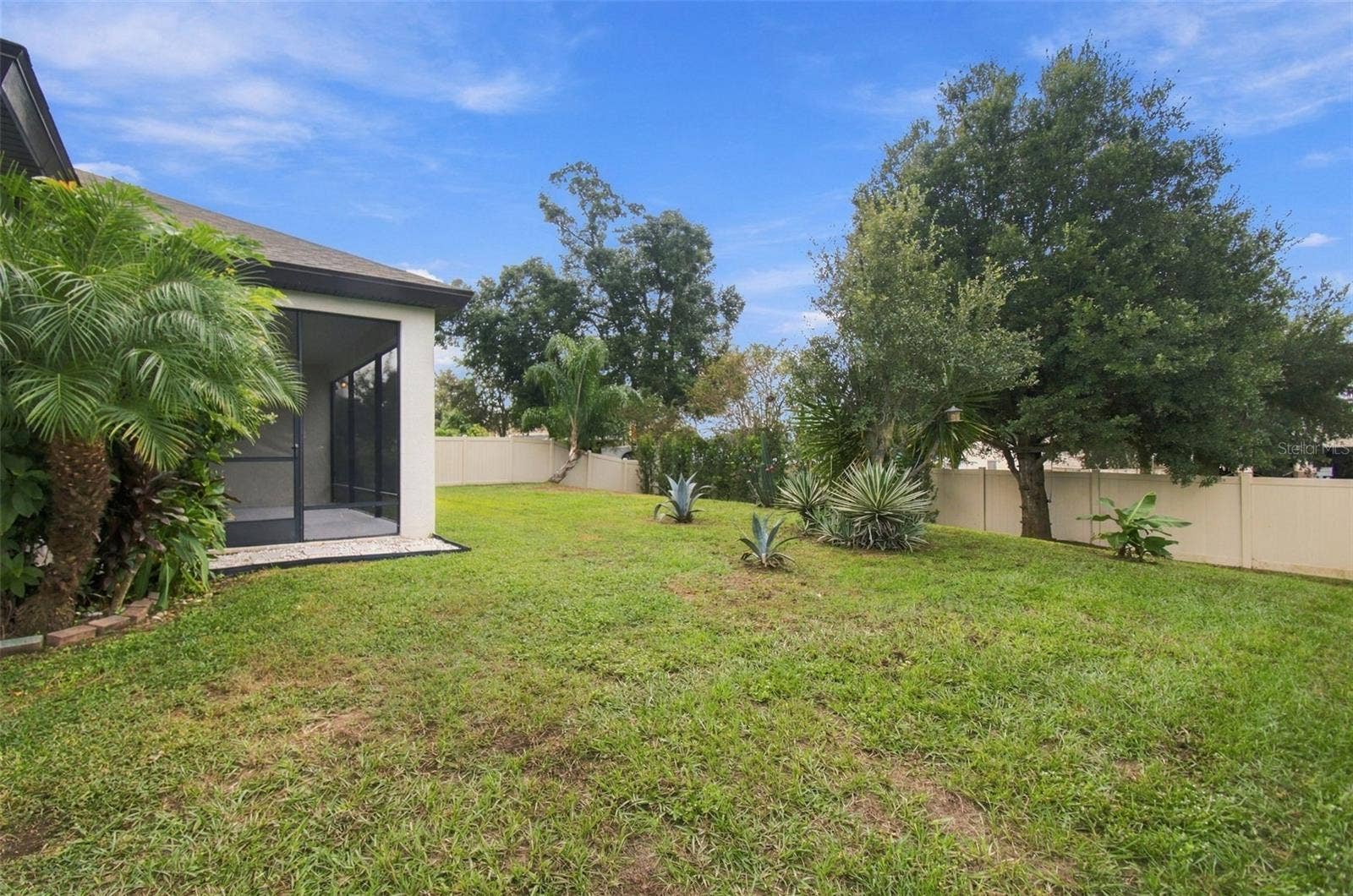901 GRAND CRESTA AVENUE, Brandon, FL 33511