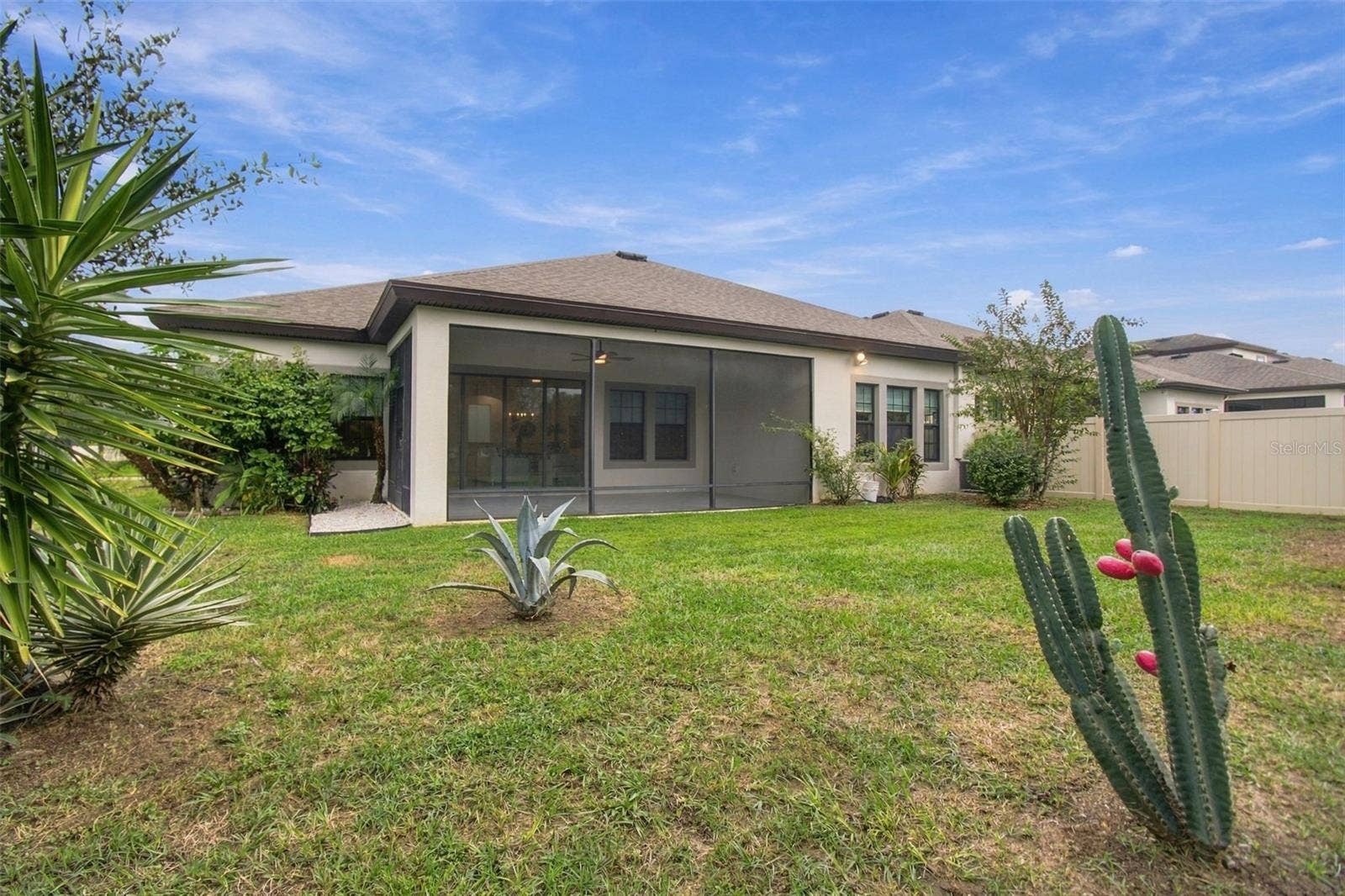 901 GRAND CRESTA AVENUE, Brandon, FL 33511