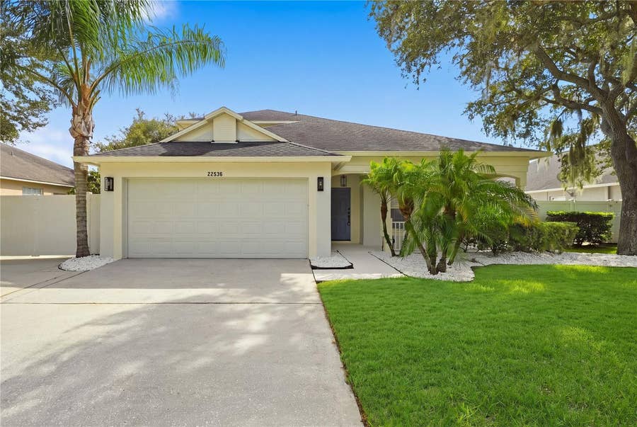 Property photo for 22536 LAURELDALE DRIVE, Lutz, FL
