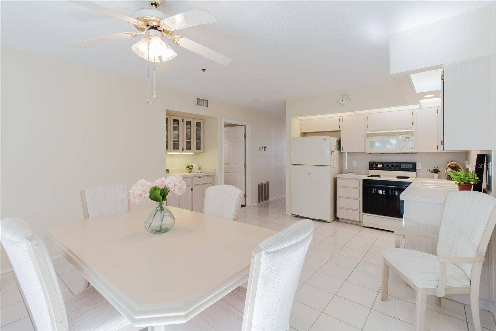 2209 UTOPIAN DRIVE E, #207, Clearwater, FL 33763