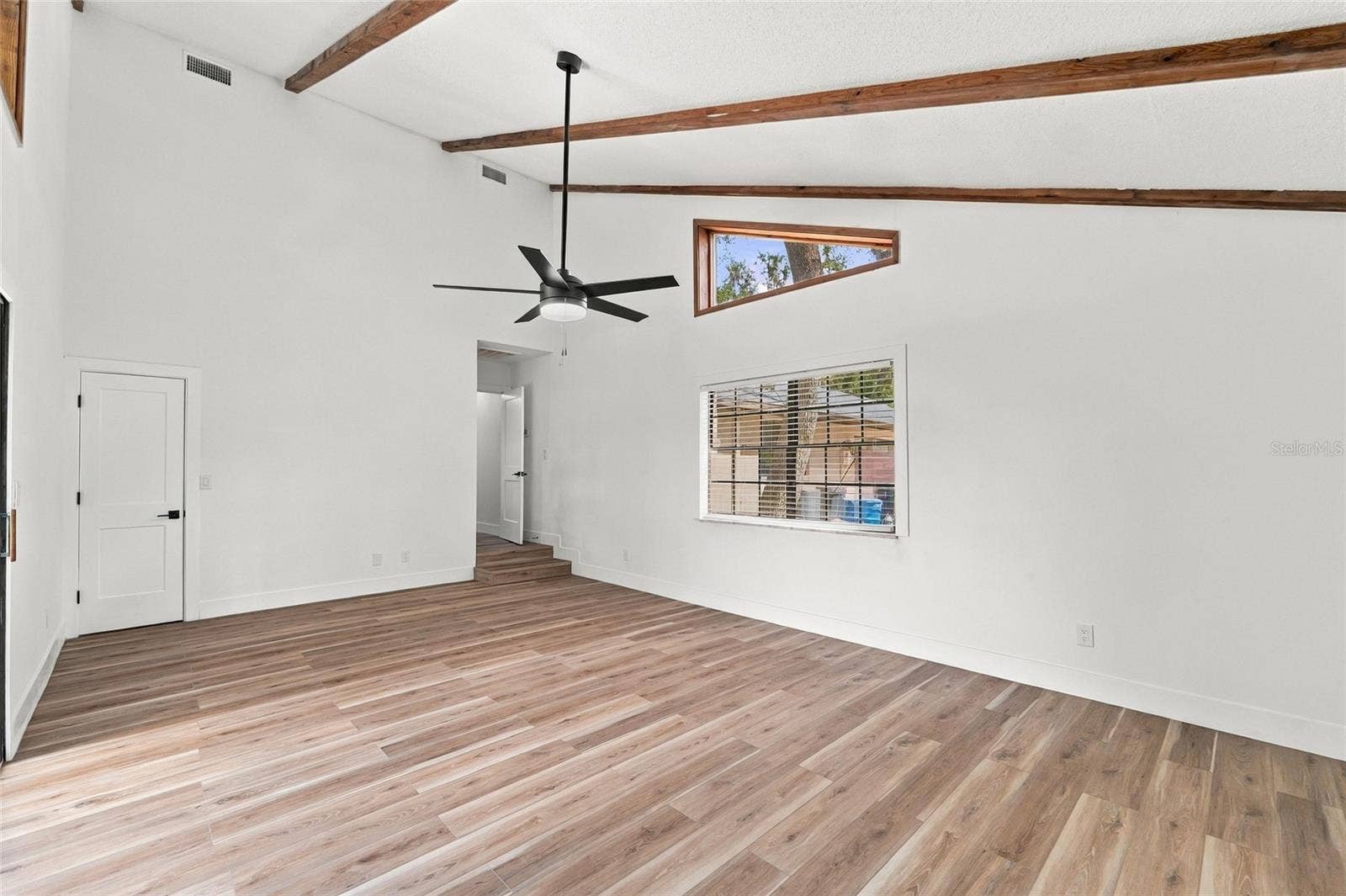 5413 BERNADETTE DRIVE, Zephyrhills, FL 33541 5413 BERNADETTE DRIVE, Zephyrhills, FL 33541