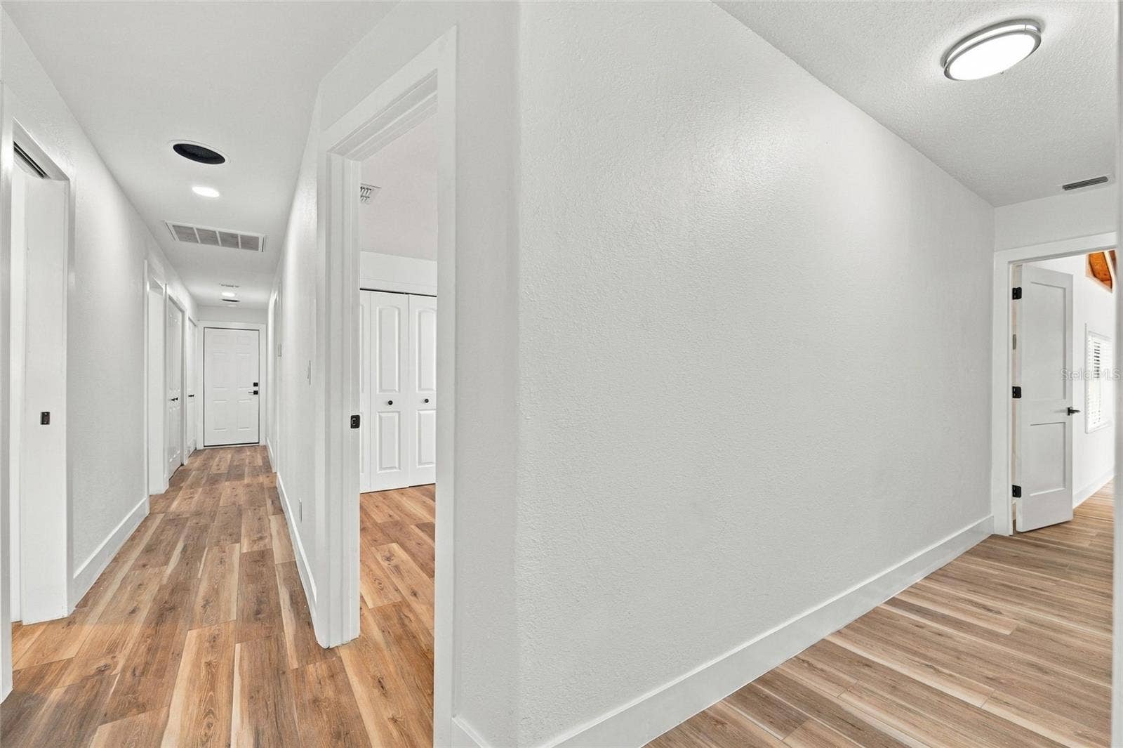 5413 BERNADETTE DRIVE, Zephyrhills, FL 33541 5413 BERNADETTE DRIVE, Zephyrhills, FL 33541