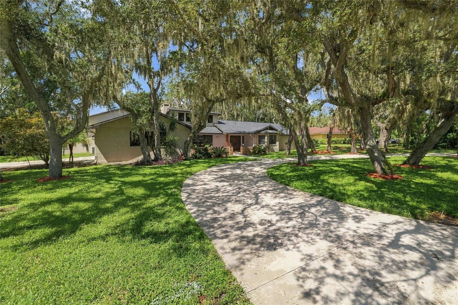 5413 BERNADETTE DRIVE, Zephyrhills, FL 33541 5413 BERNADETTE DRIVE, Zephyrhills, FL 33541
