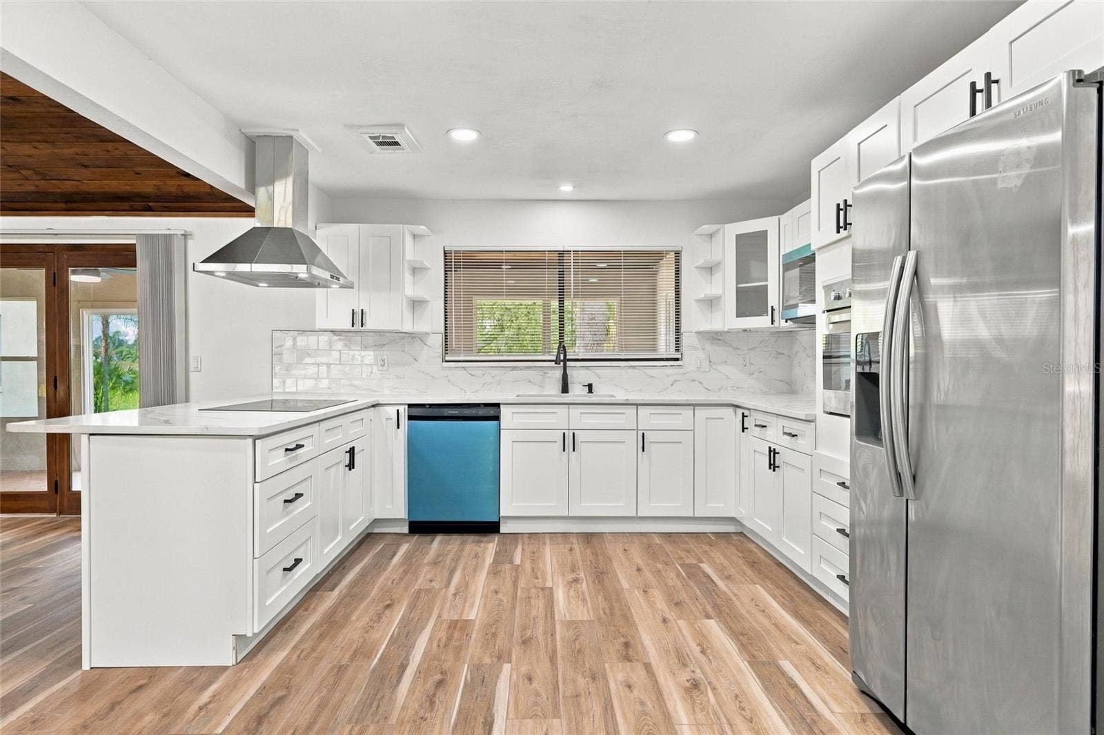 5413 BERNADETTE DRIVE, Zephyrhills, FL 33541 5413 BERNADETTE DRIVE, Zephyrhills, FL 33541