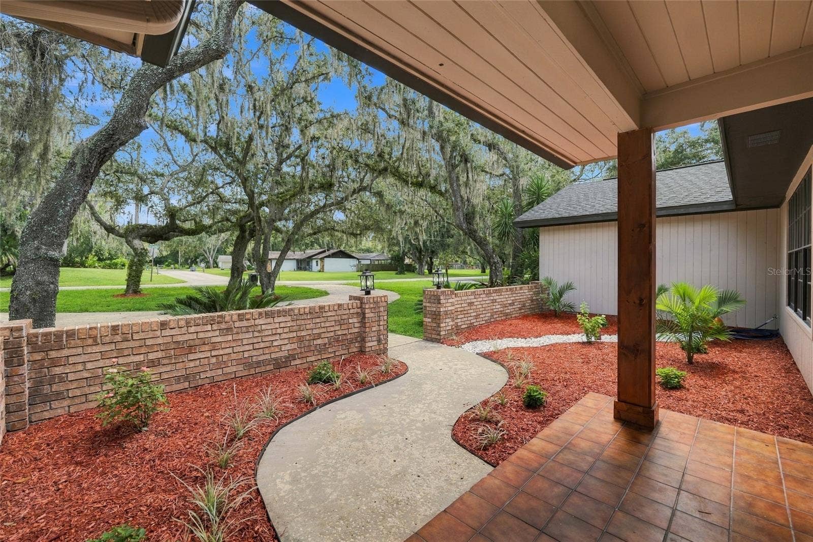 5413 BERNADETTE DRIVE, Zephyrhills, FL 33541 5413 BERNADETTE DRIVE, Zephyrhills, FL 33541