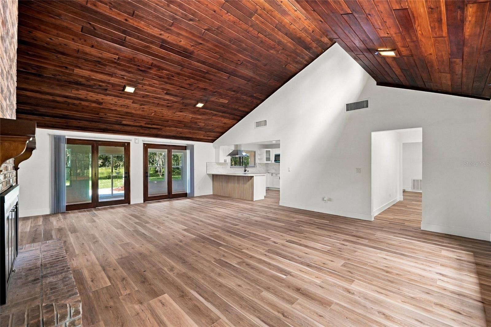 5413 BERNADETTE DRIVE, Zephyrhills, FL 33541 5413 BERNADETTE DRIVE, Zephyrhills, FL 33541