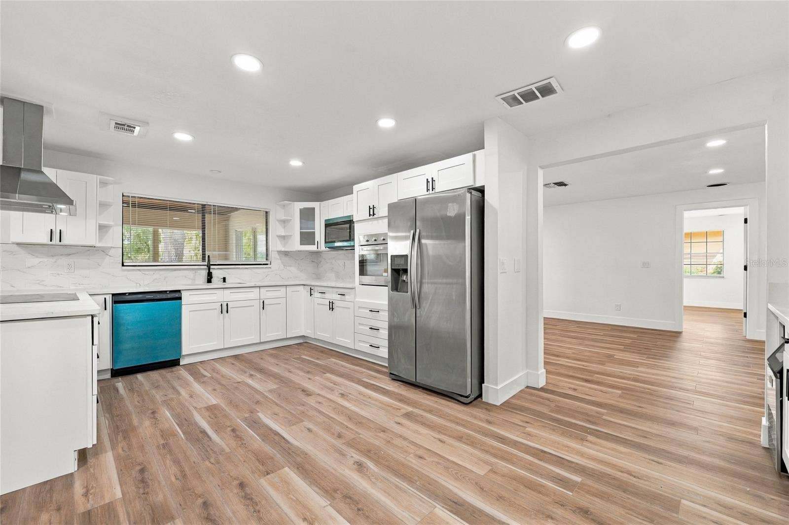 5413 BERNADETTE DRIVE, Zephyrhills, FL 33541 5413 BERNADETTE DRIVE, Zephyrhills, FL 33541
