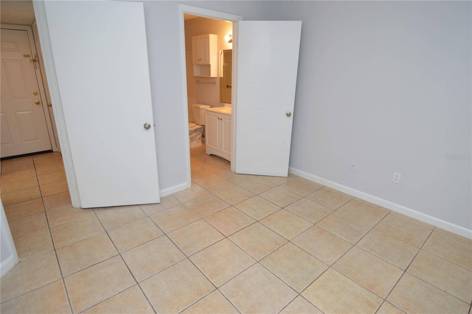 8638 FANCY FINCH DRIVE, #101, Tampa, FL 33614 8638 FANCY FINCH DRIVE, #101, Tampa, FL 33614
