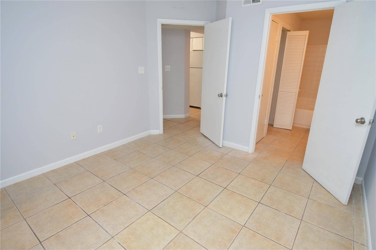 8638 FANCY FINCH DRIVE, #101, Tampa, FL 33614 8638 FANCY FINCH DRIVE, #101, Tampa, FL 33614