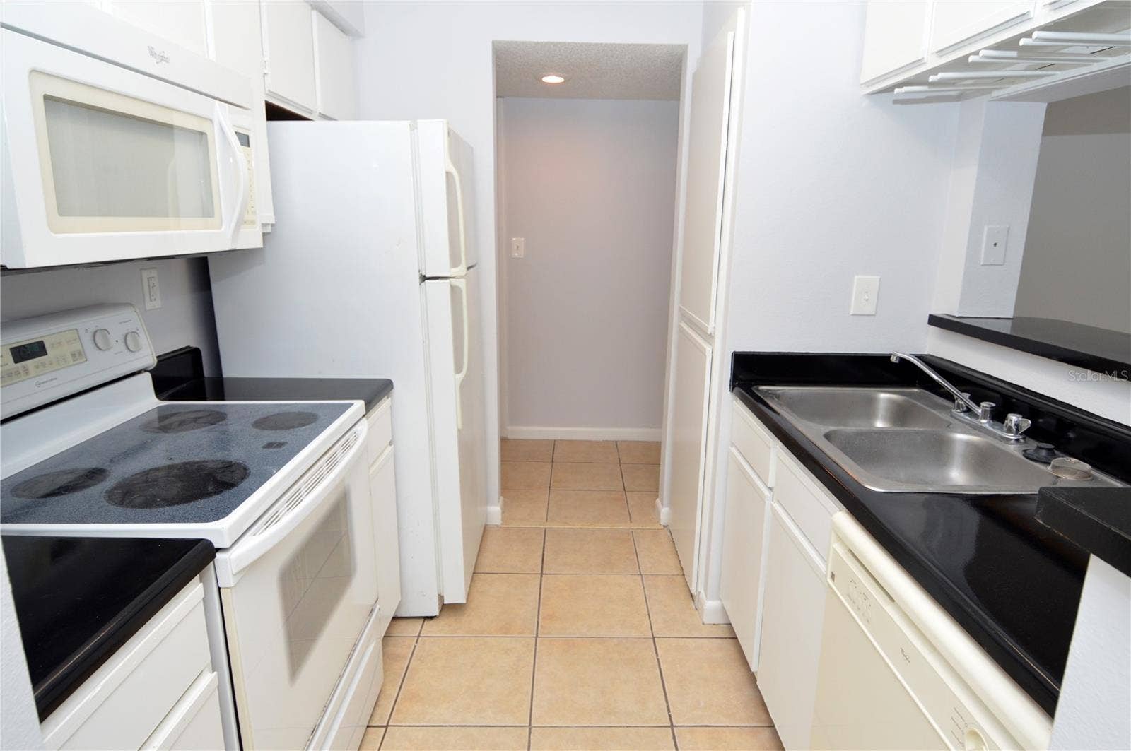 8638 FANCY FINCH DRIVE, #101, Tampa, FL 33614 8638 FANCY FINCH DRIVE, #101, Tampa, FL 33614