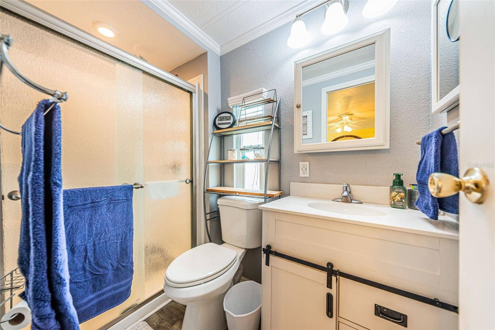 39820 US HIGHWAY 19 N, #237, Tarpon Springs, FL 34689 Primary Bathroom