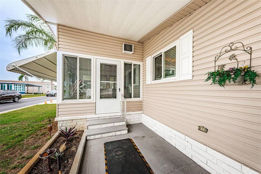 Property photo for 39820 US HIGHWAY 19 N, #237, Tarpon Springs, FL