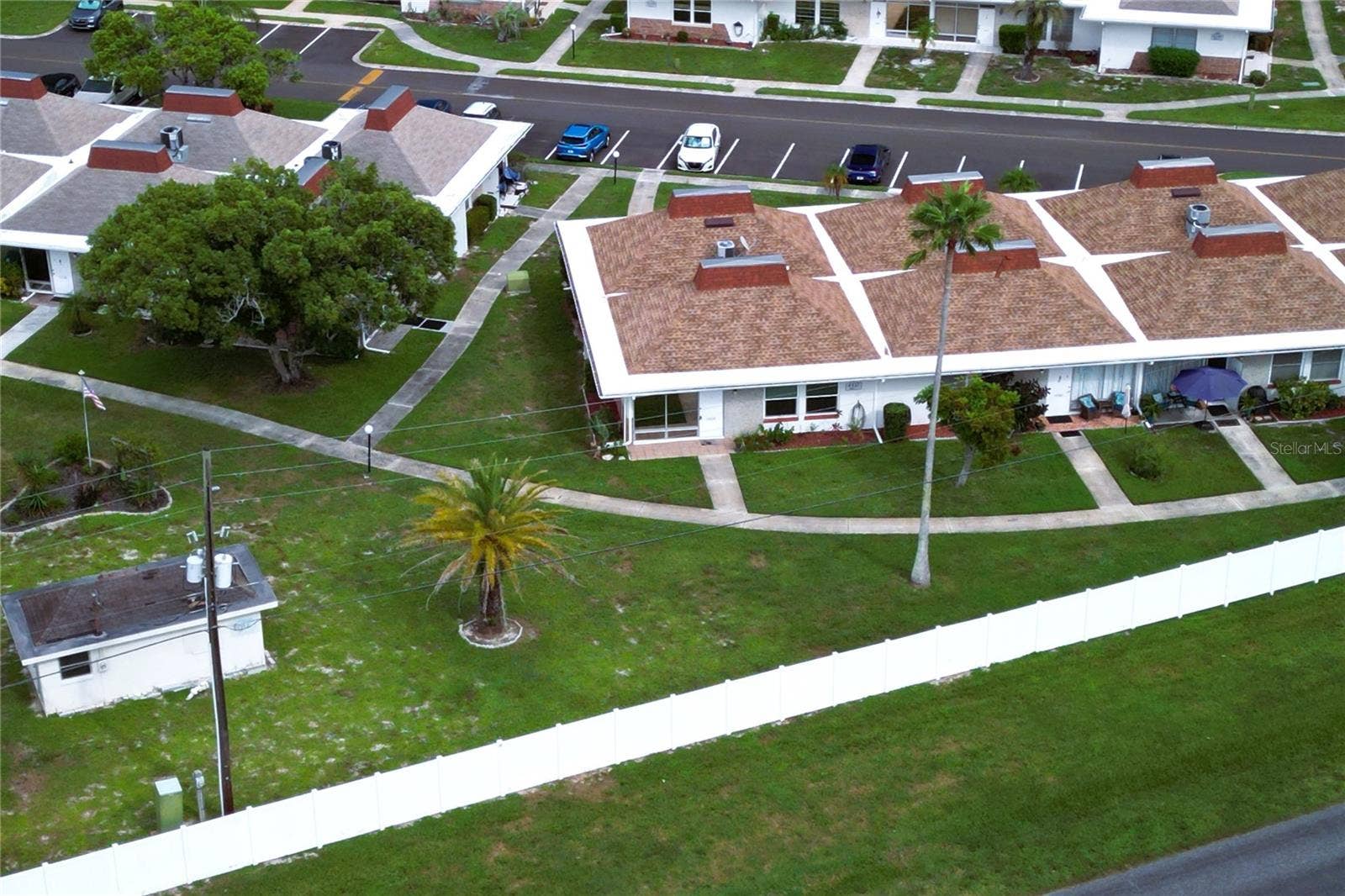 4337 TAHITIAN GARDENS CIRCLE, #E, Holiday, FL 34691 4337 Tahitian Gardens Circle #E