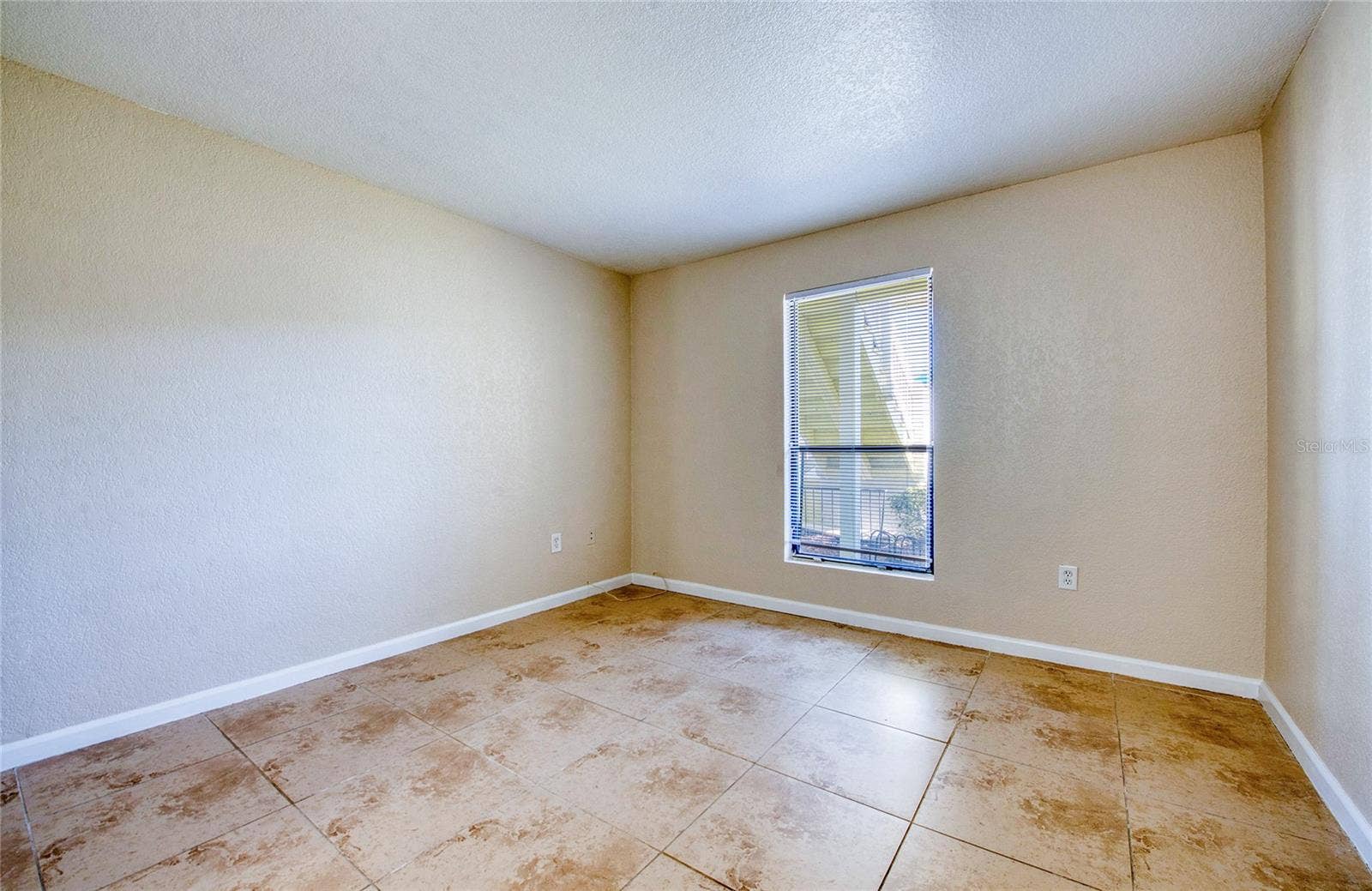 455 ALT 19 S, #21, Palm Harbor, FL 34683