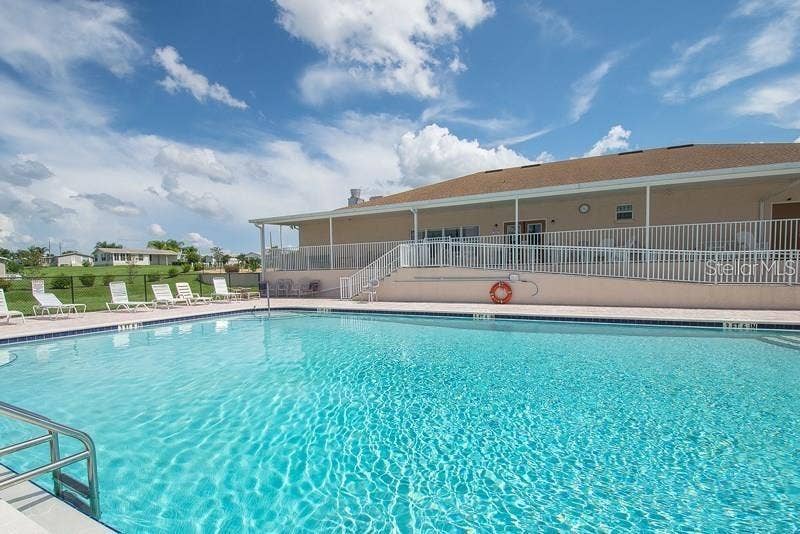 37232 NEUKOM AVENUE, Zephyrhills, FL 33541 37232 NEUKOM AVENUE, Zephyrhills, FL 33541