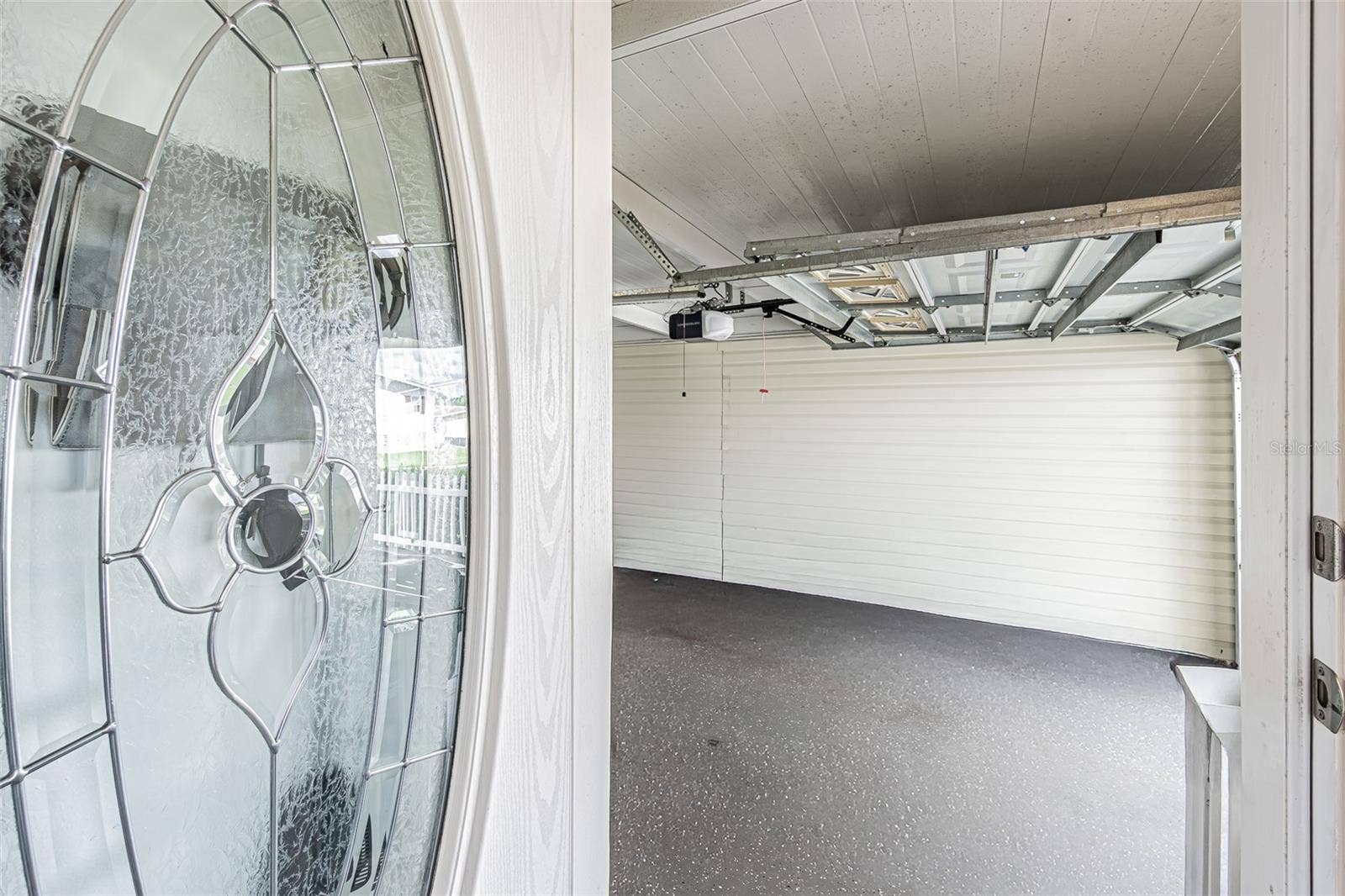 37232 NEUKOM AVENUE, Zephyrhills, FL 33541 Easy access to bring in groceries from garage to kitchen!