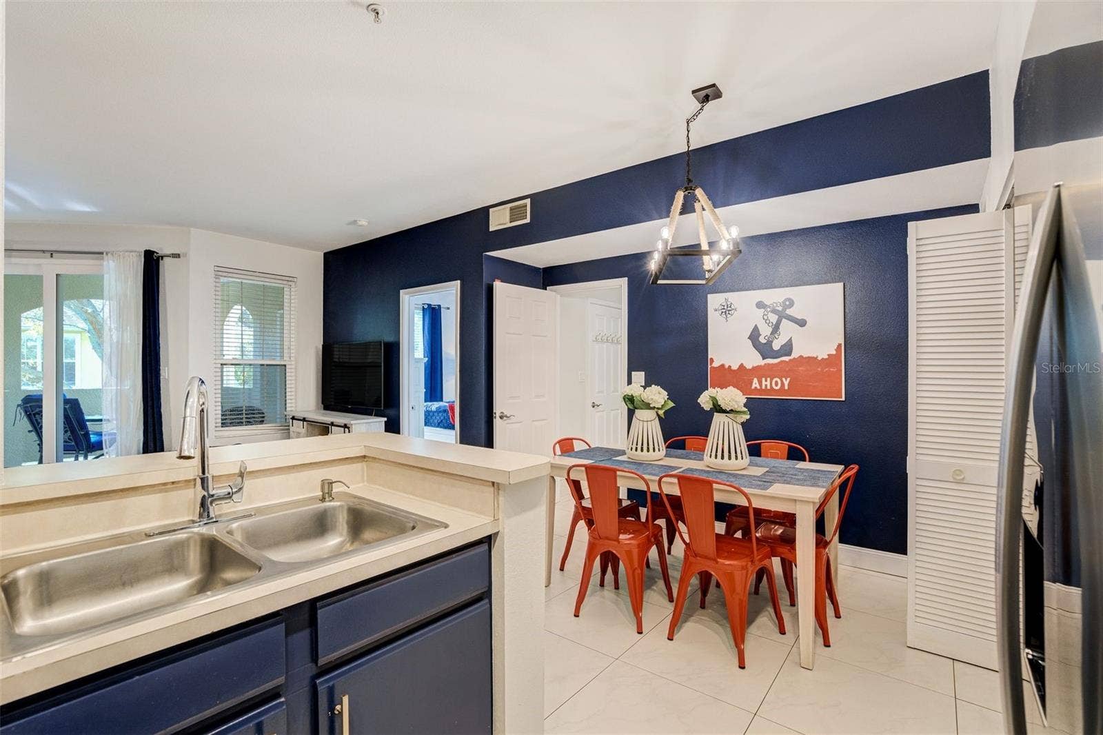 1230 S MISSOURI AVENUE, #704, Clearwater, FL 33756 Kitchen/dining room
