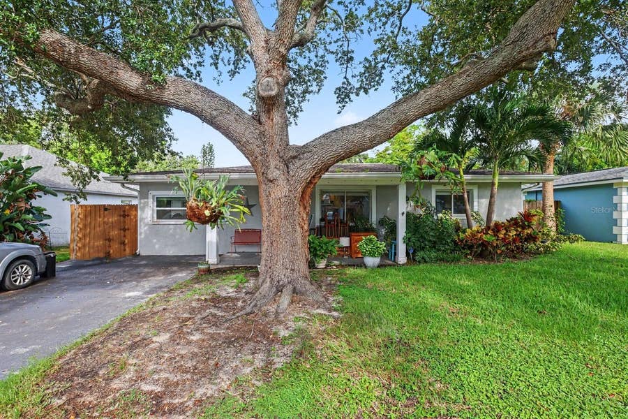 Property photo for 2117 MARY SUE STREET, Largo, FL