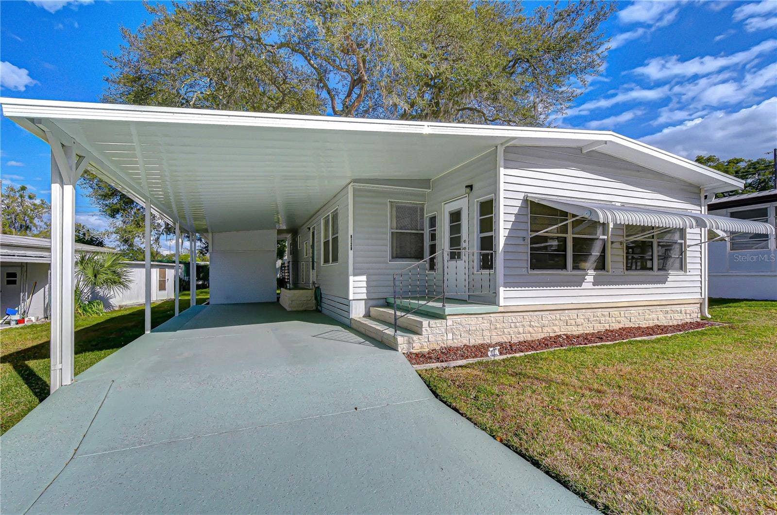 6128 RIDGEWOOD DRIVE, Zephyrhills, FL 33542 Front Exterior