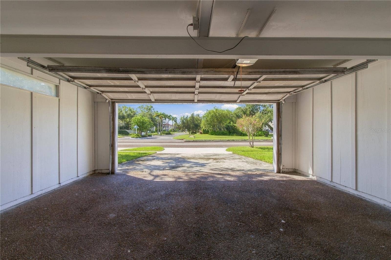 10312 LAKE CARROLL WAY, Tampa, FL 33618 2 Car Garage