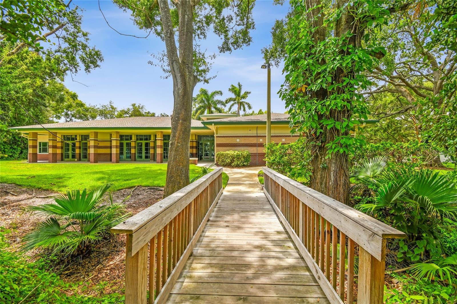 10312 LAKE CARROLL WAY, Tampa, FL 33618 10312 LAKE CARROLL WAY, Tampa, FL 33618