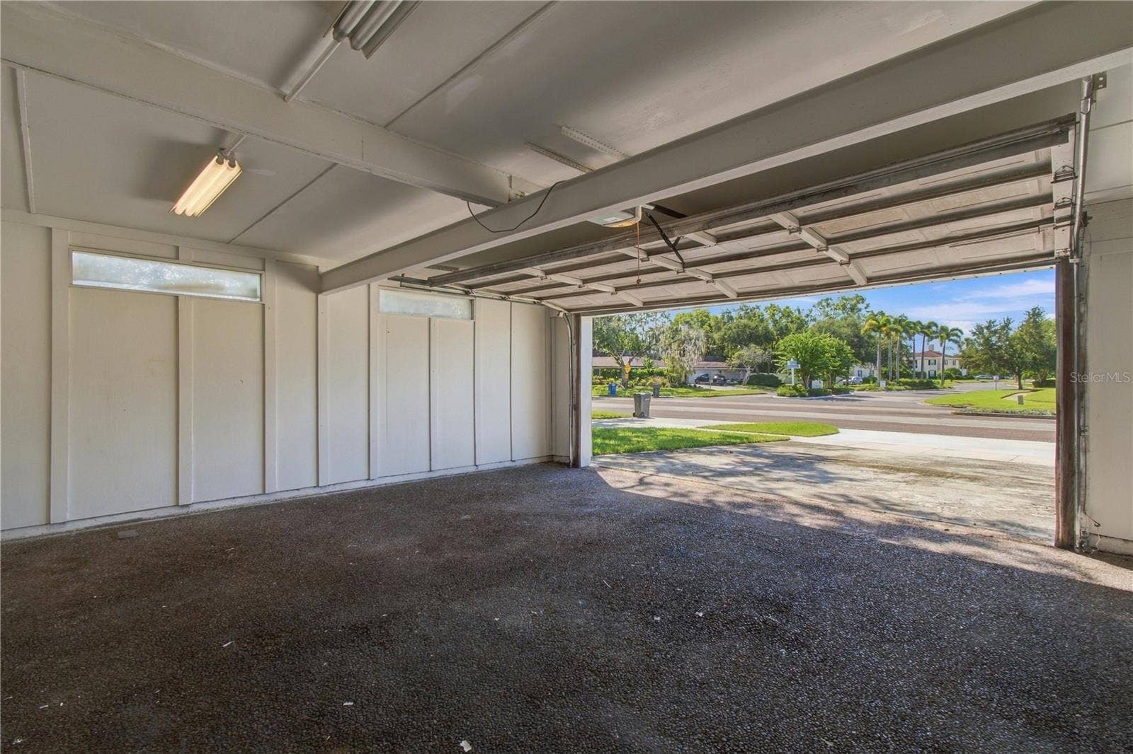 10312 LAKE CARROLL WAY, Tampa, FL 33618 2 Car Garage