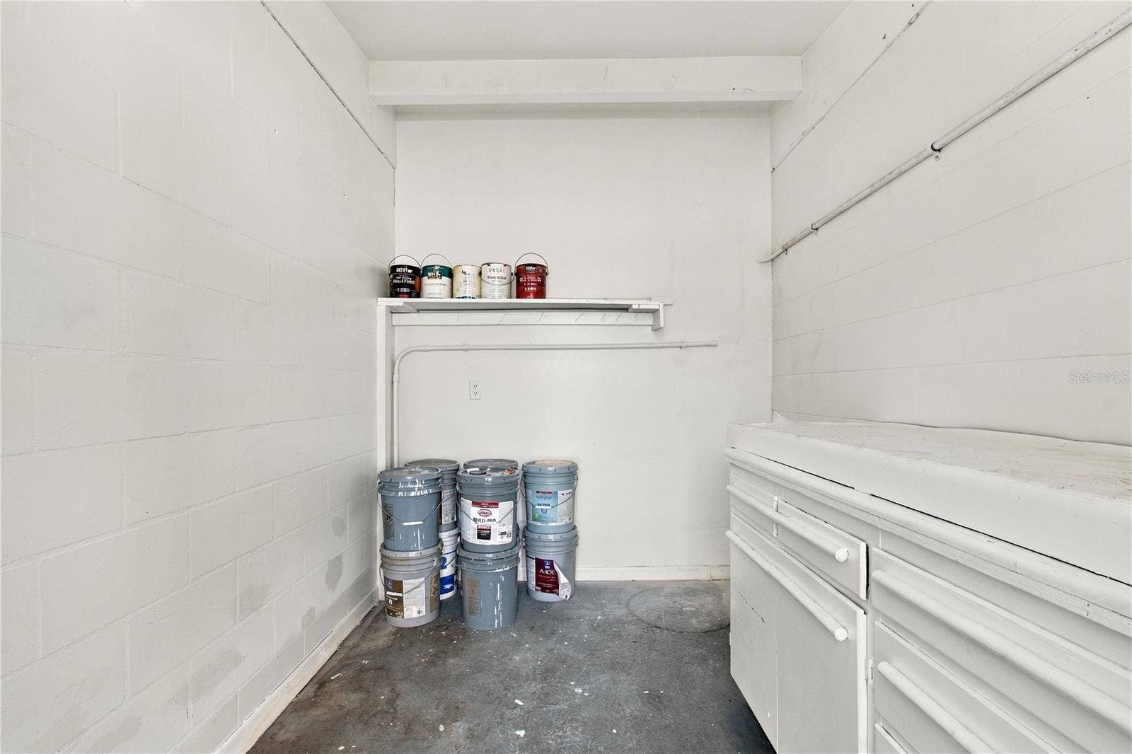 10312 LAKE CARROLL WAY, Tampa, FL 33618 Storage room attached to home located in rear