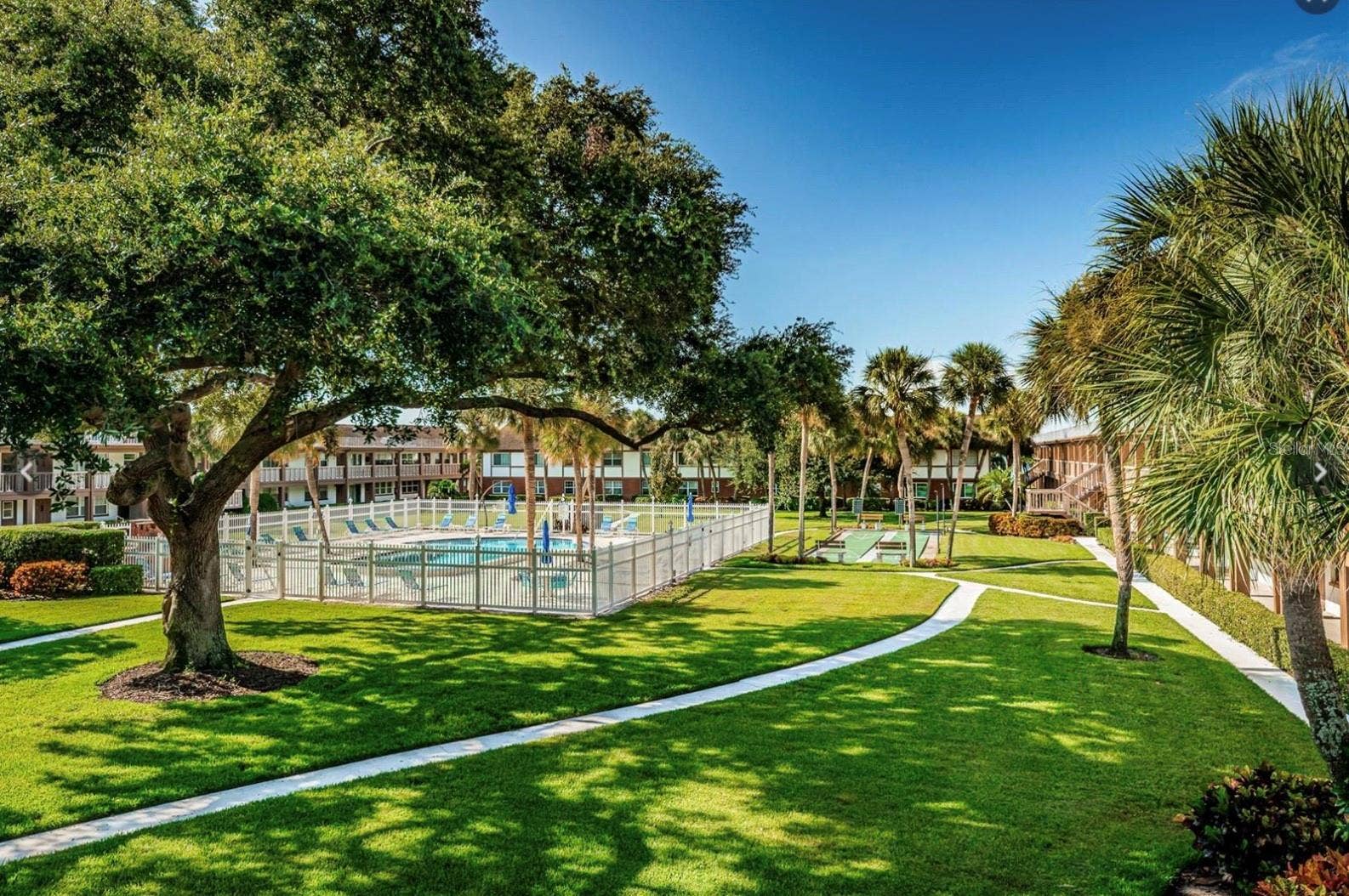 650 PINELLAS POINT DRIVE S, #240, St Petersburg, FL 33705 650 PINELLAS POINT DRIVE S, #240, St Petersburg, FL 33705