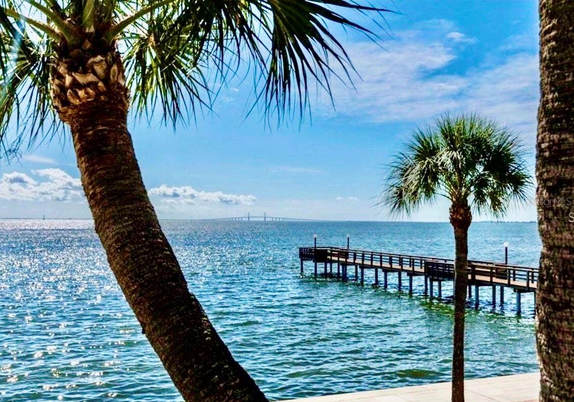 650 PINELLAS POINT DRIVE S, #240, St Petersburg, FL 33705 650 PINELLAS POINT DRIVE S, #240, St Petersburg, FL 33705
