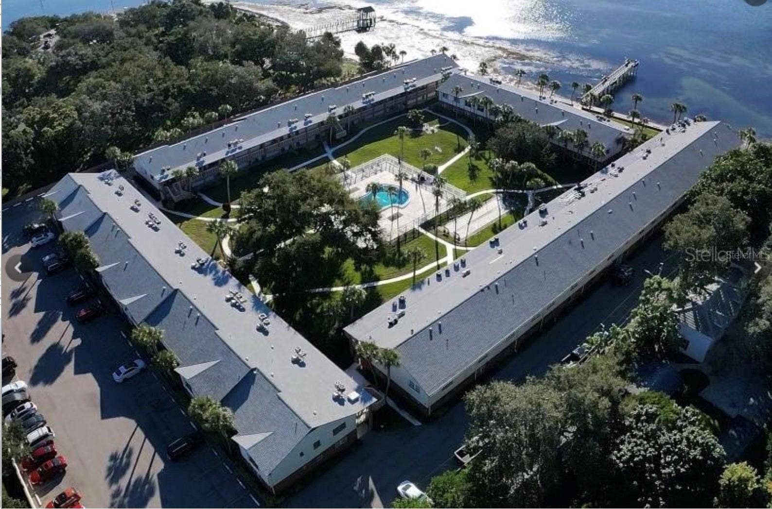 650 PINELLAS POINT DRIVE S, #240, St Petersburg, FL 33705 650 PINELLAS POINT DRIVE S, #240, St Petersburg, FL 33705