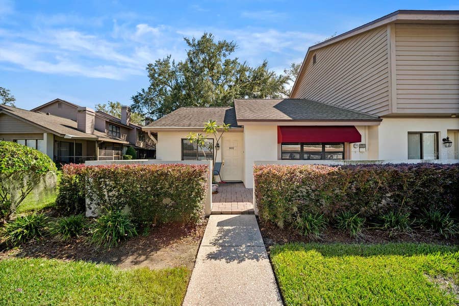 Property photo for 801 OAK PARK PLACE, Brandon, FL