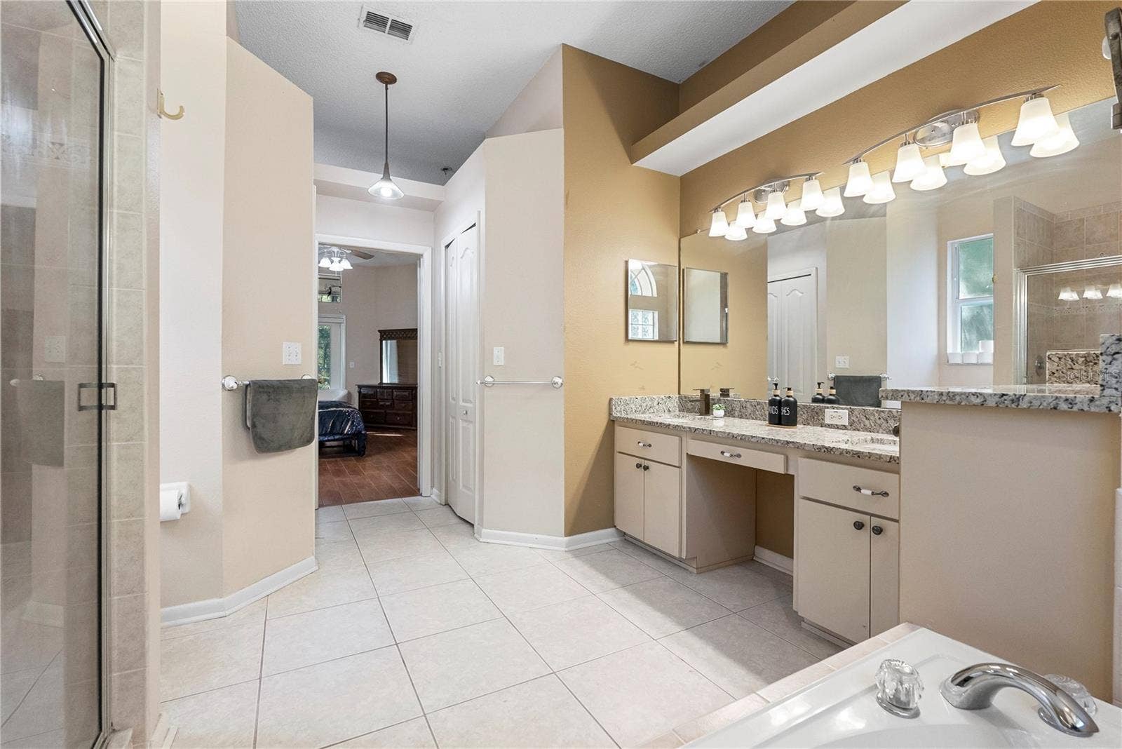 16150 BONZAI TRAIL, Brooksville, FL 34613 16150 BONZAI TRAIL, Brooksville, FL 34613