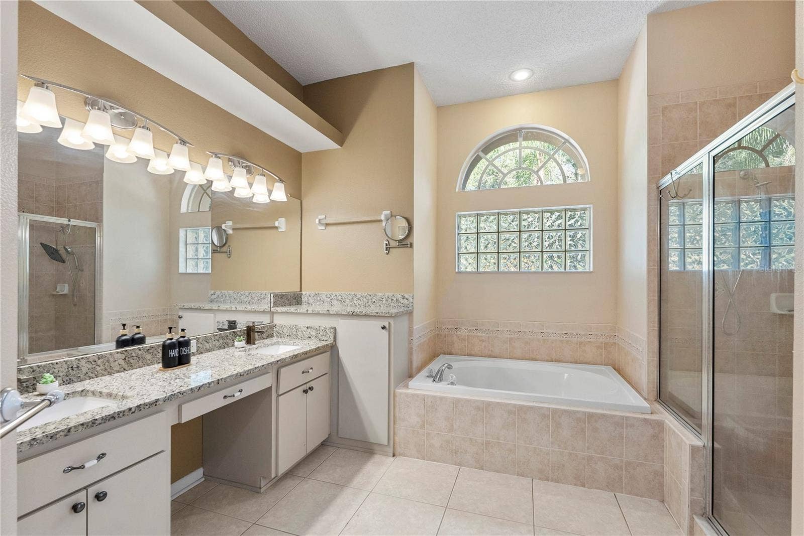 16150 BONZAI TRAIL, Brooksville, FL 34613 16150 BONZAI TRAIL, Brooksville, FL 34613