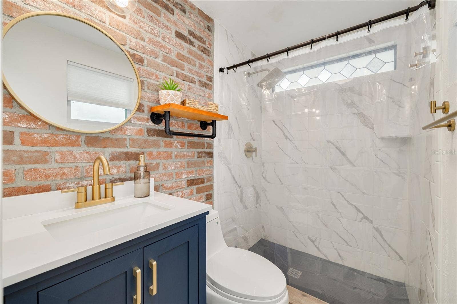 1134 62ND STREET, St Petersburg, FL 33710 Full Bathroom 2