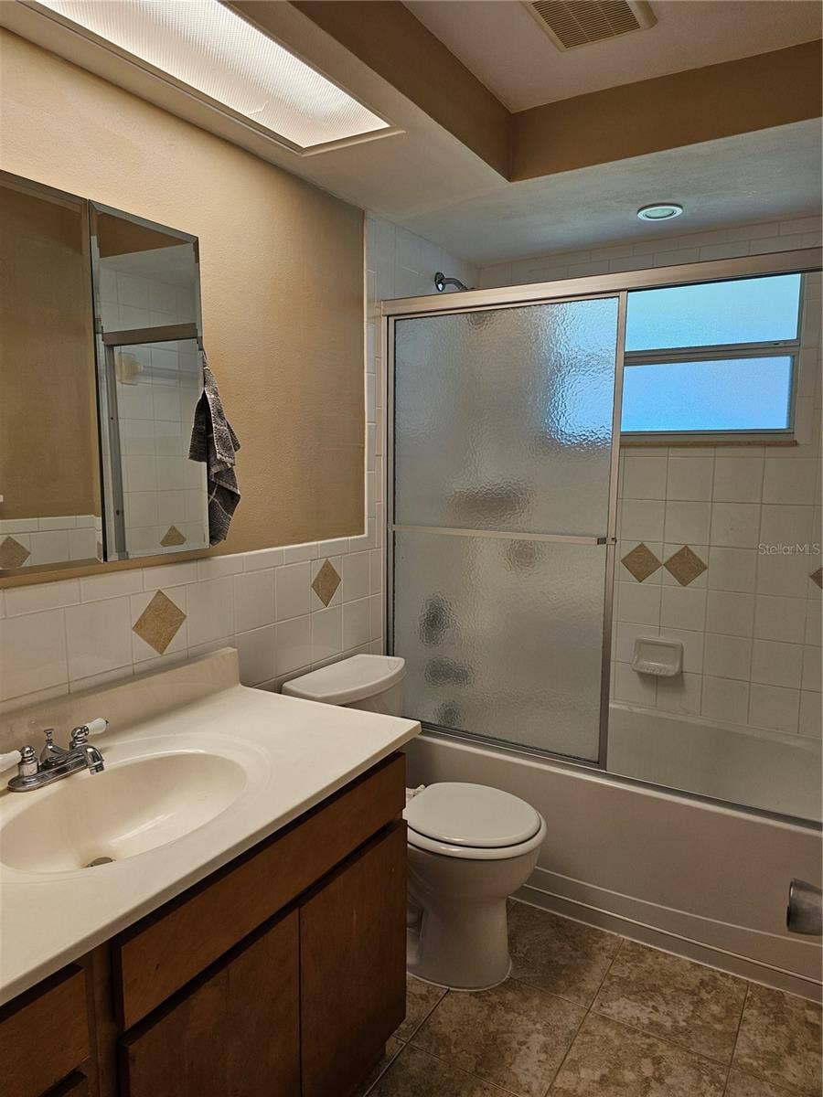 3551 EMORY DRIVE, Holiday, FL 34691 3551 EMORY DRIVE, Holiday, FL 34691