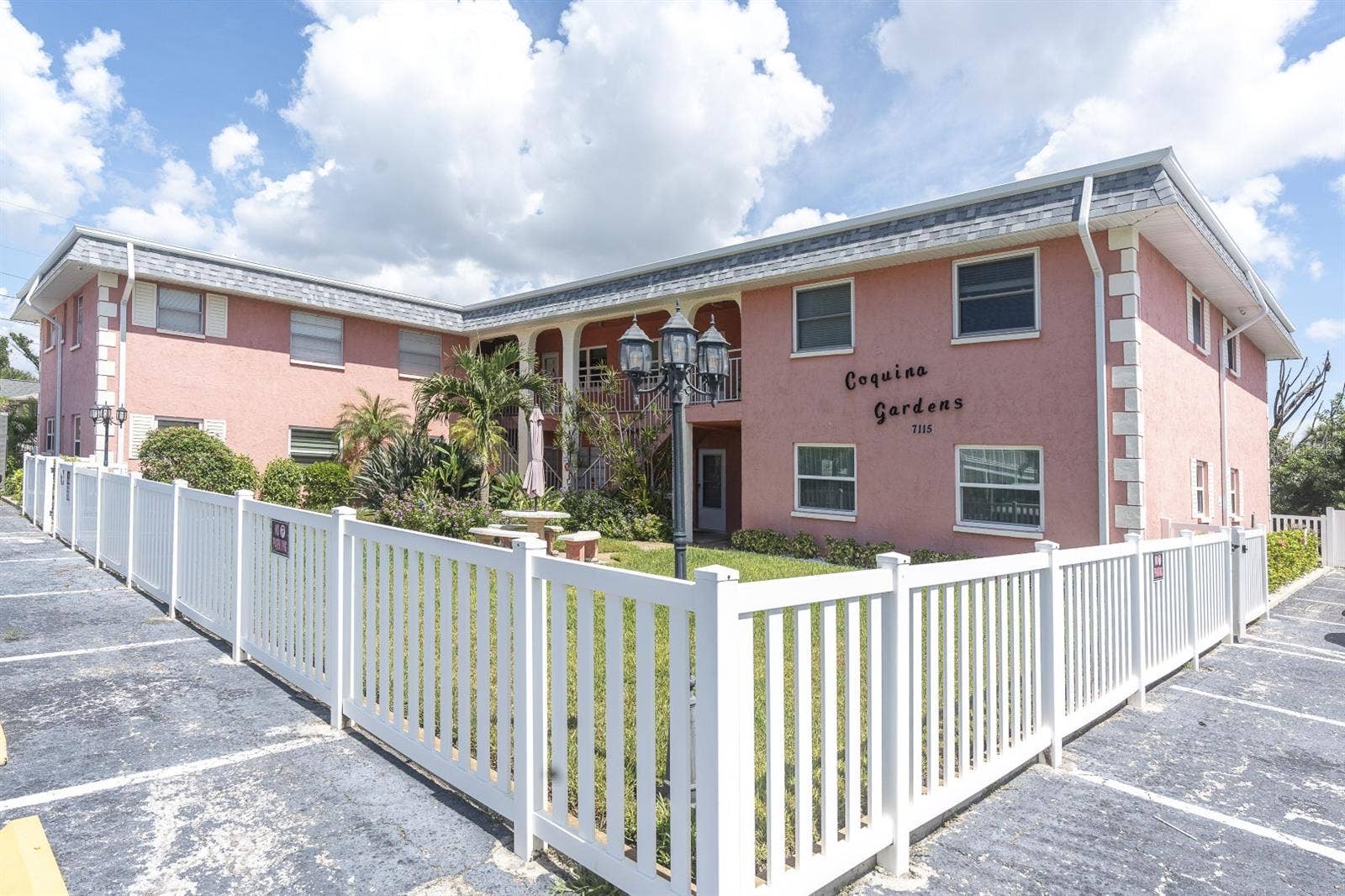7115 COQUINA WAY, #4, St Pete Beach, FL 33706 7115 COQUINA WAY, #4, St Pete Beach, FL 33706