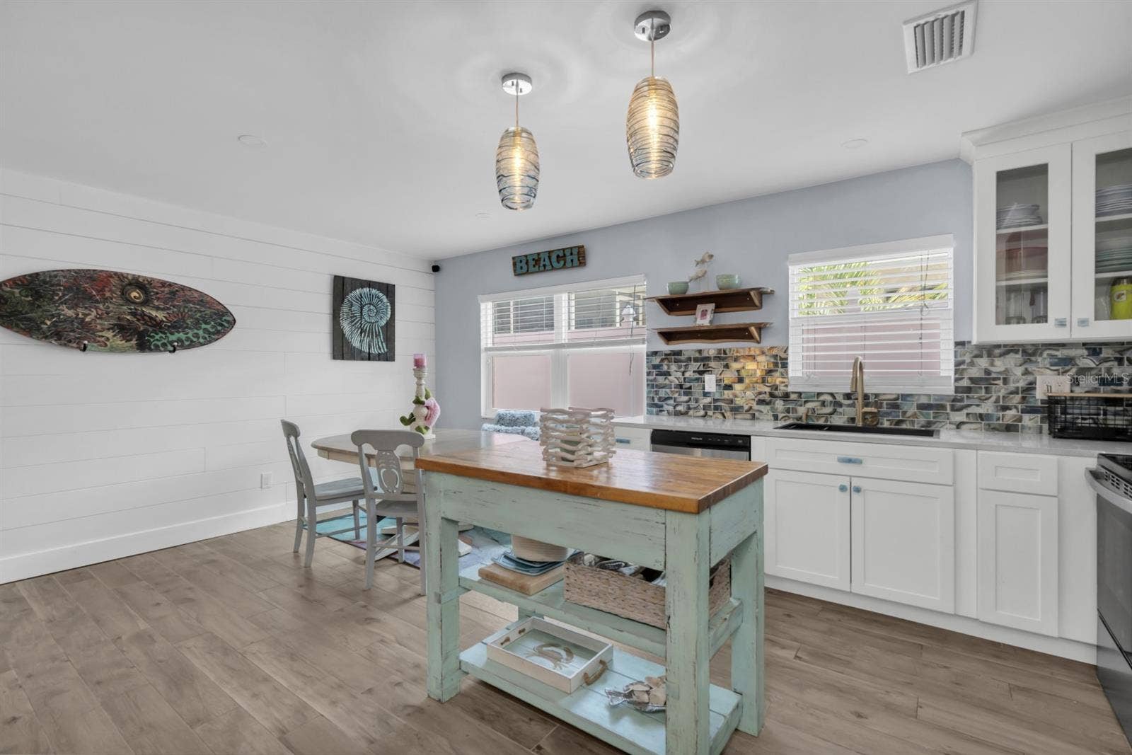 7115 COQUINA WAY, #4, St Pete Beach, FL 33706 7115 COQUINA WAY, #4, St Pete Beach, FL 33706