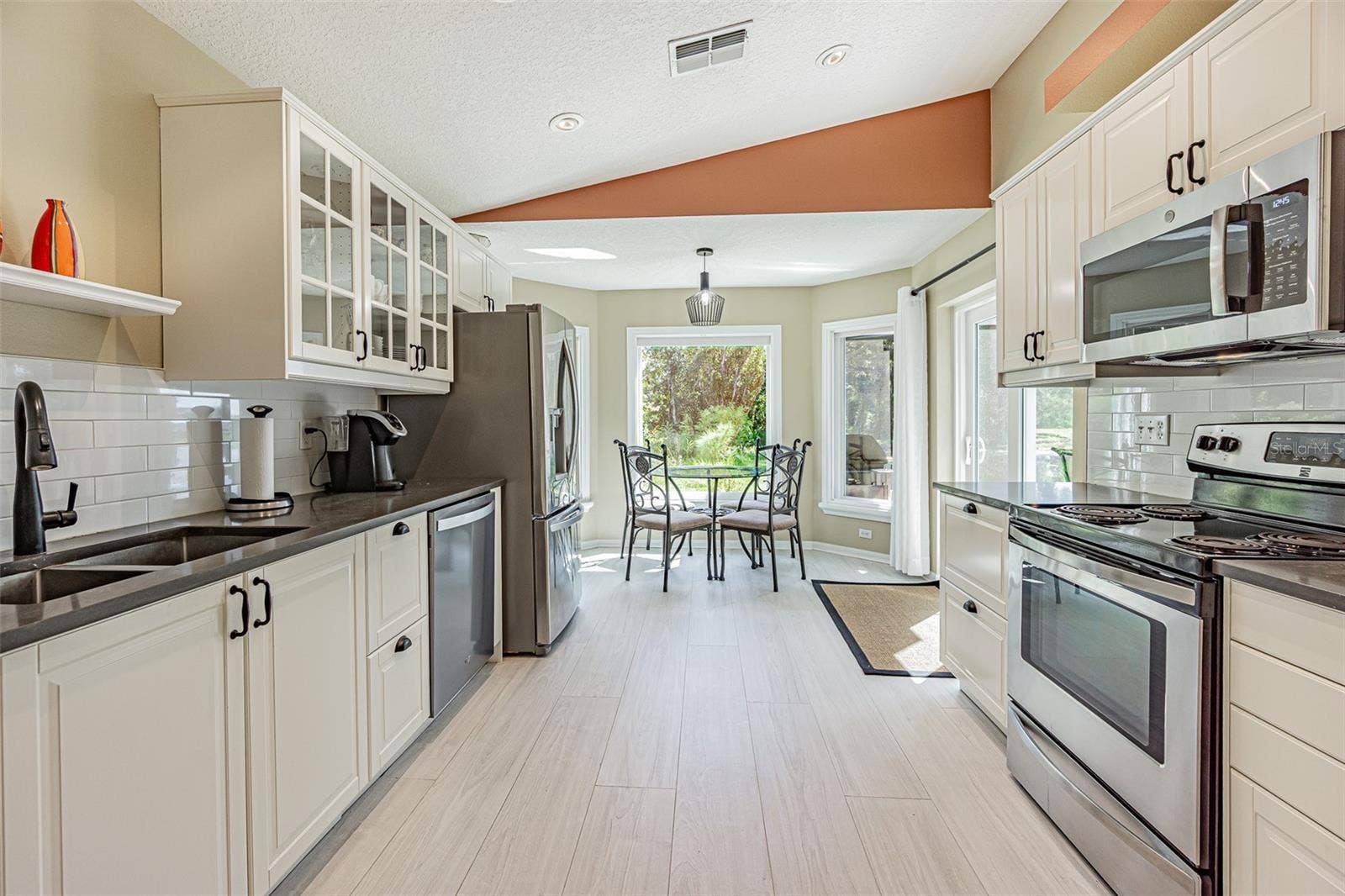 Light, bright CUSTOM GALLEY kitchen!