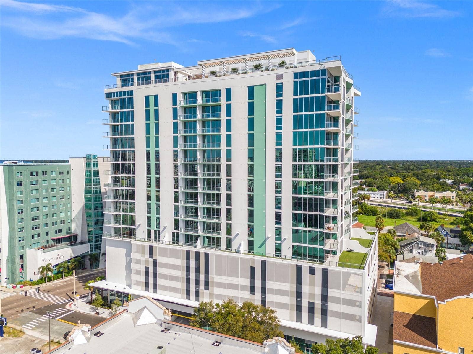777 3RD AVENUE N, #806, St Petersburg, FL 33701