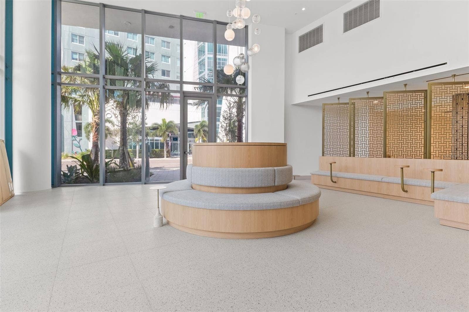 777 3RD AVENUE N, #806, St Petersburg, FL 33701