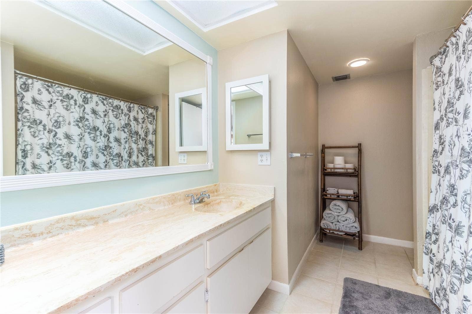700 ISLAND WAY, #501, Clearwater Beach, FL 33767