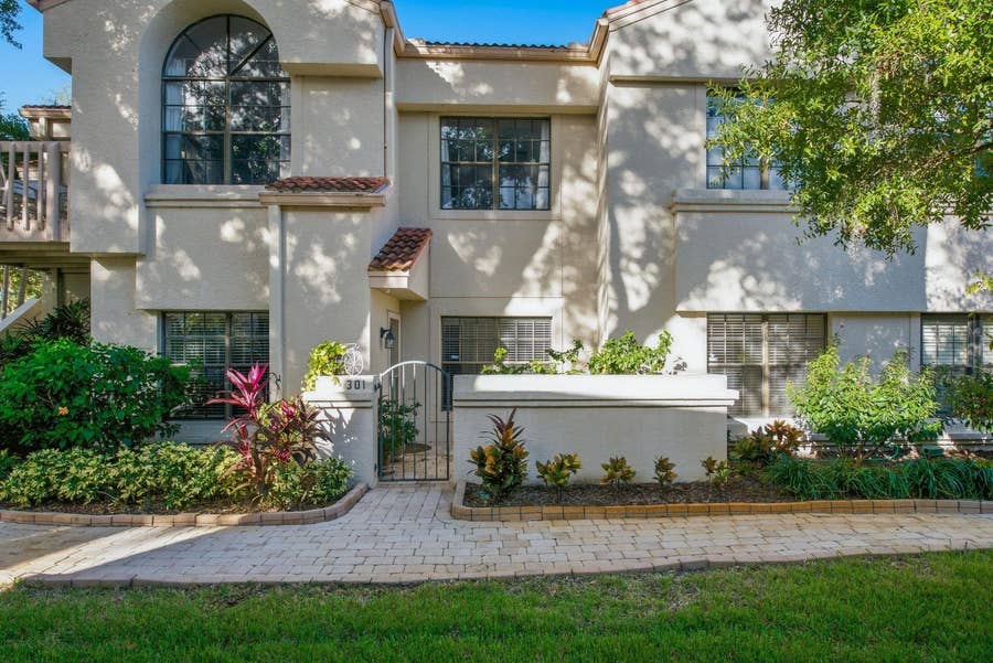 Property photo for 301 LOS PRADOS DRIVE, #301, Safety Harbor, FL