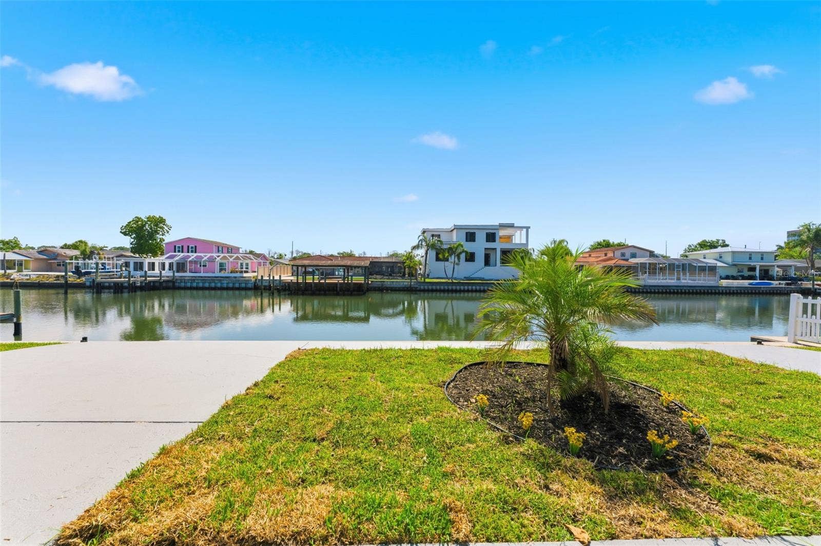 3917 E EDEN ROC CIRCLE, Tampa, FL 33634